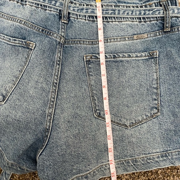 KanCan 90s high rise paper bag shorts 31 - Picture 7 of 10